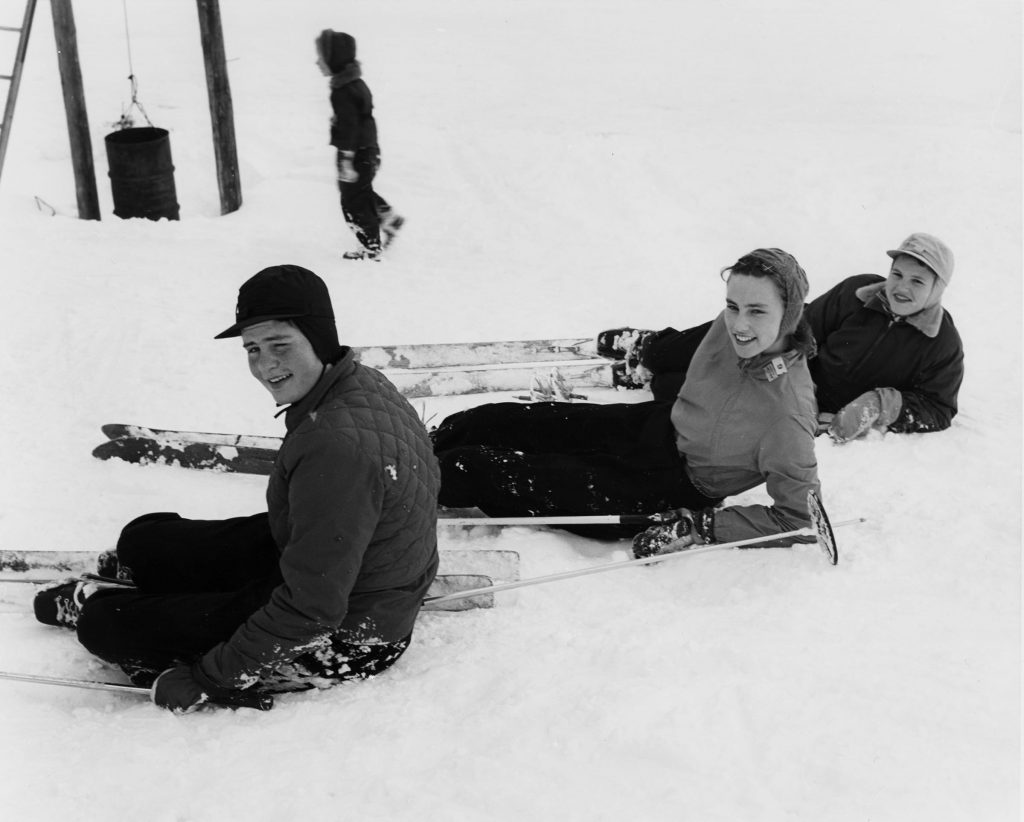 WMR-Lacy_PlayinginSnow